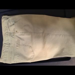 NWOT blue and white striped capris